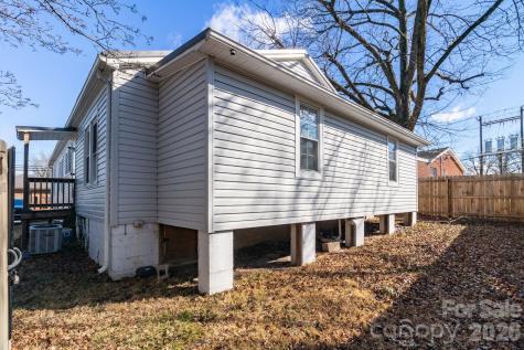 118 & 120 E Kivett Street Asheboro NC 27203