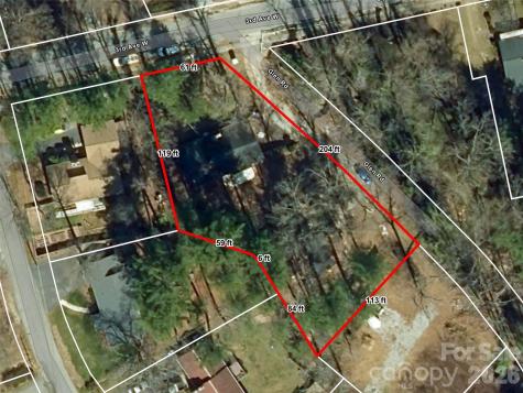 1110 3rd Avenue W Hendersonville NC 28739