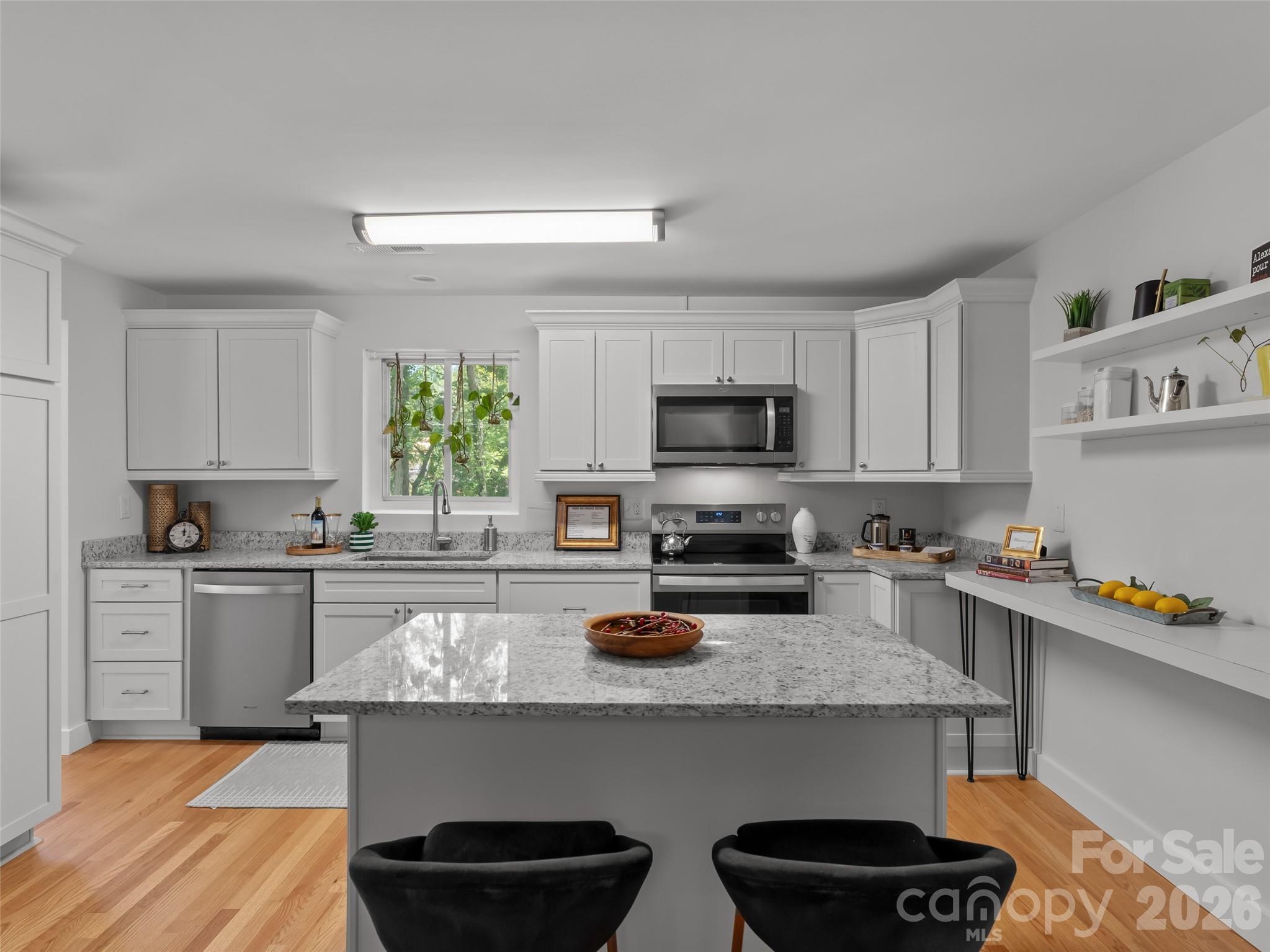 1110 3rd Avenue W Hendersonville NC 28739