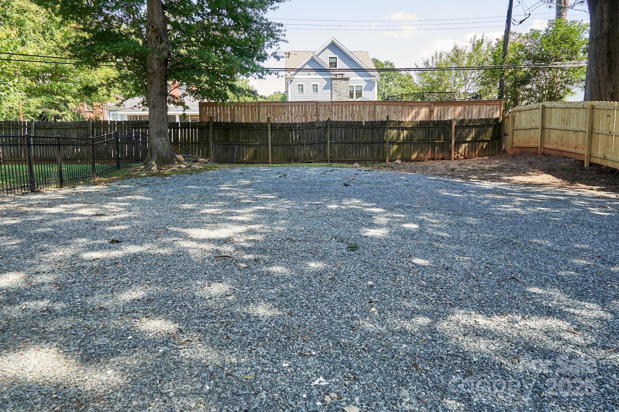 217 Circle Avenue Charlotte NC 28207
