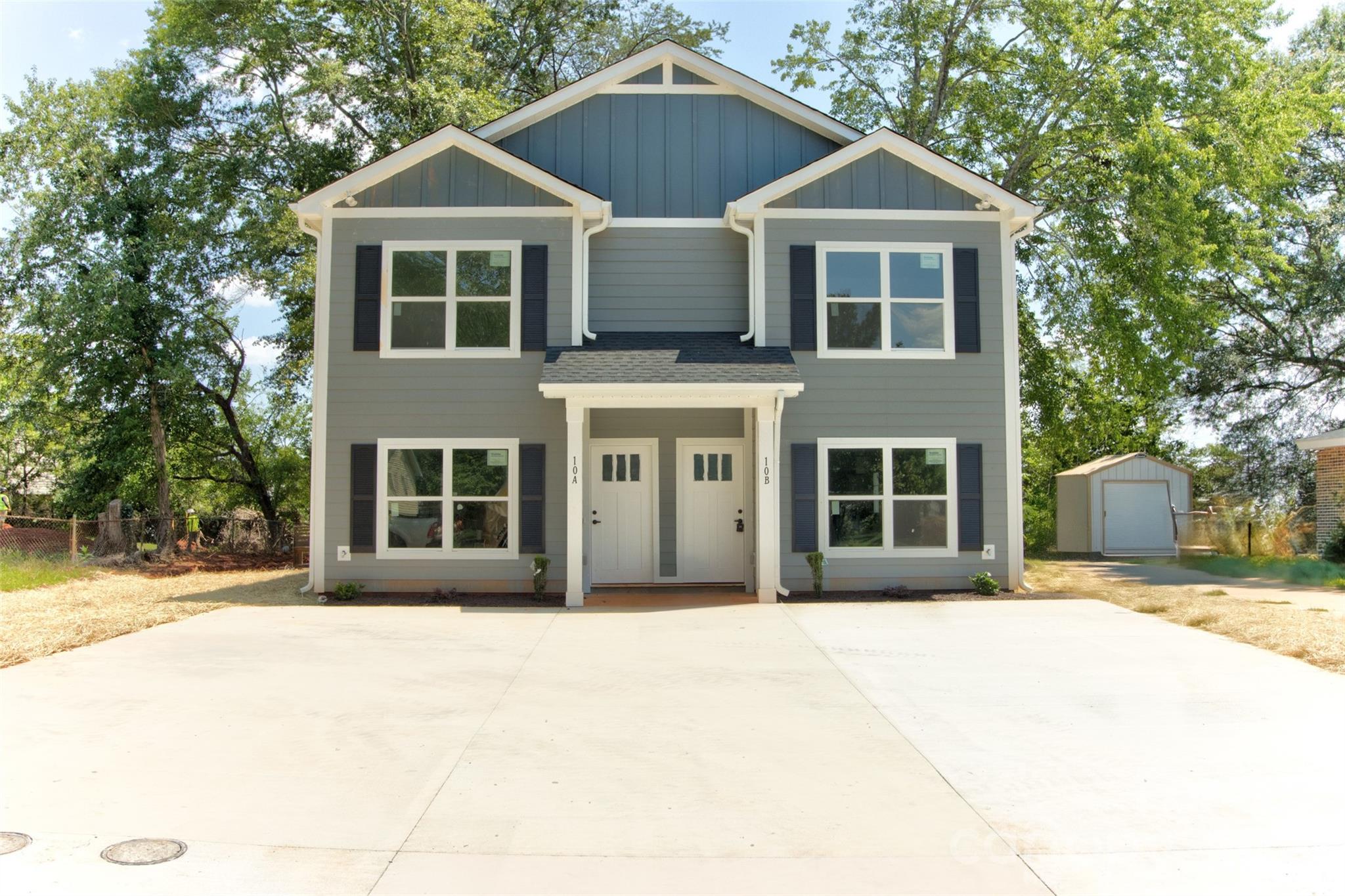 453-455 17th Avenue NE Hickory NC 28601