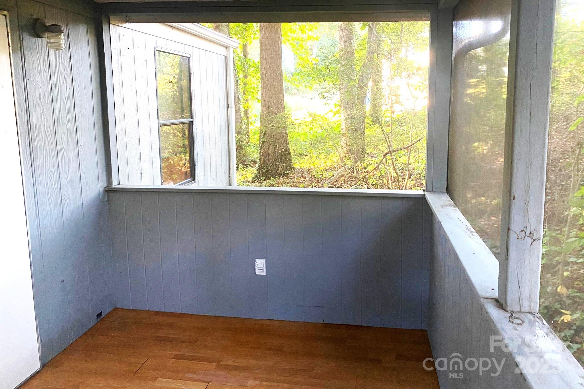 295 Asbury Road Candler NC 28715