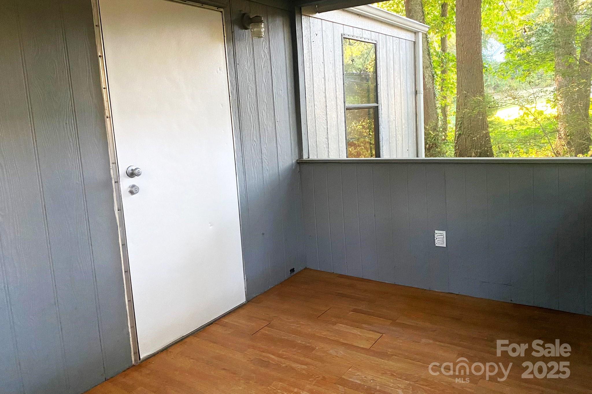 295 Asbury Road Candler NC 28715