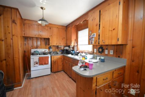 6911 Woodstream Drive Charlotte NC 28210