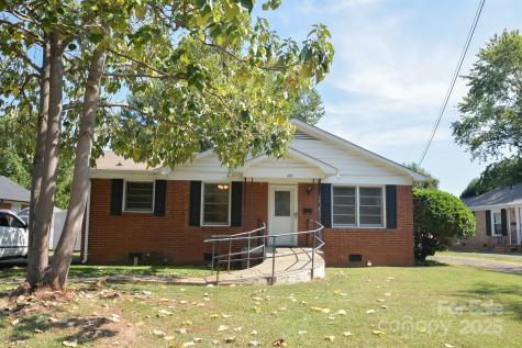 6911 Woodstream Drive Charlotte NC 28210