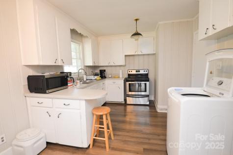 6911 Woodstream Drive Charlotte NC 28210