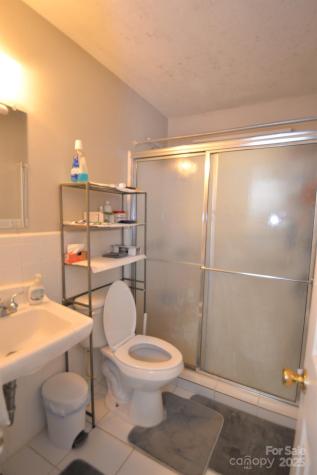 6911 Woodstream Drive Charlotte NC 28210