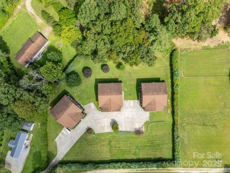 45 Indian River Road Hendersonville NC 28791