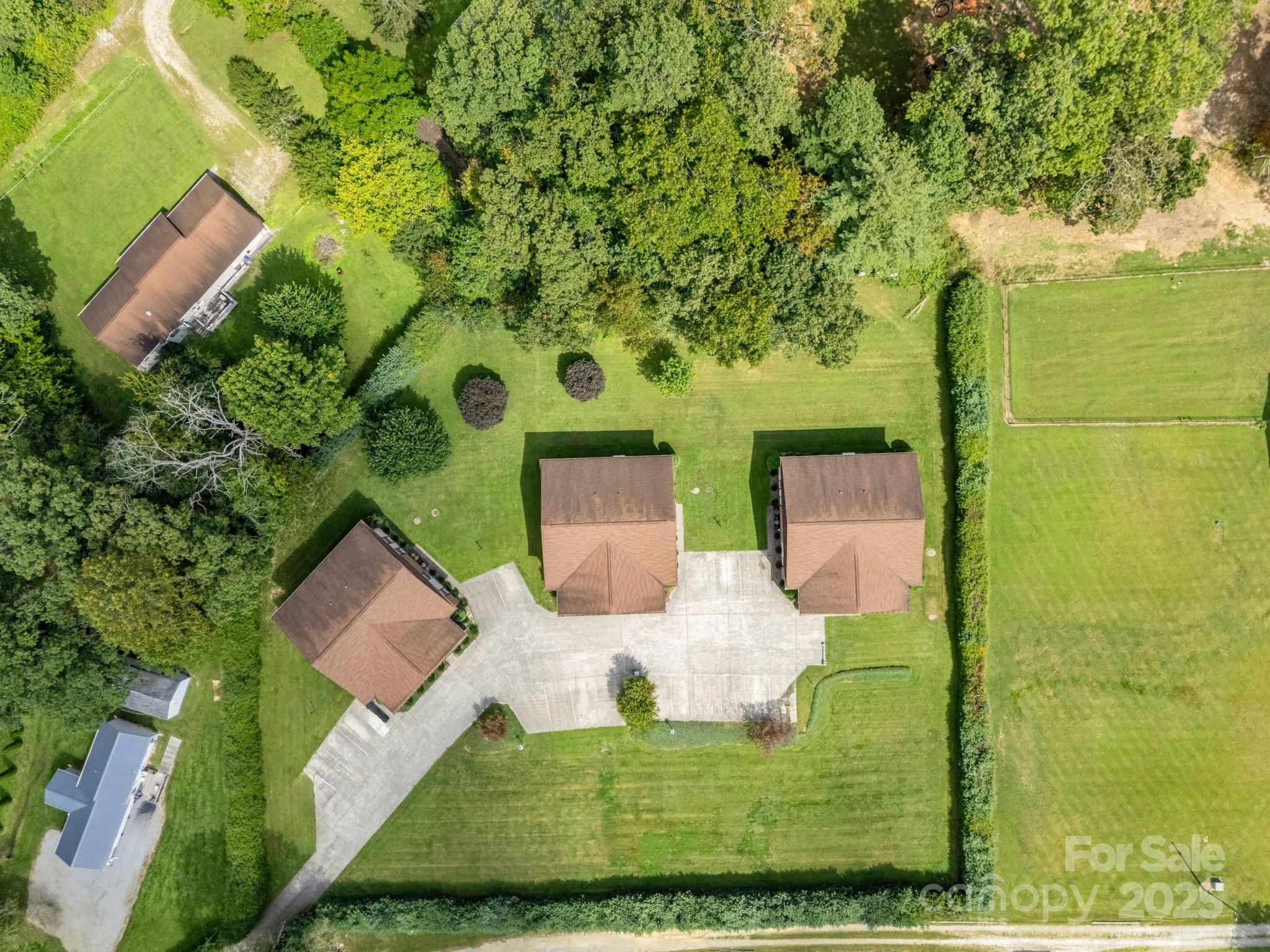 45 Indian River Road Hendersonville NC 28791