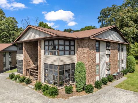 45 Indian River Road Hendersonville NC 28791