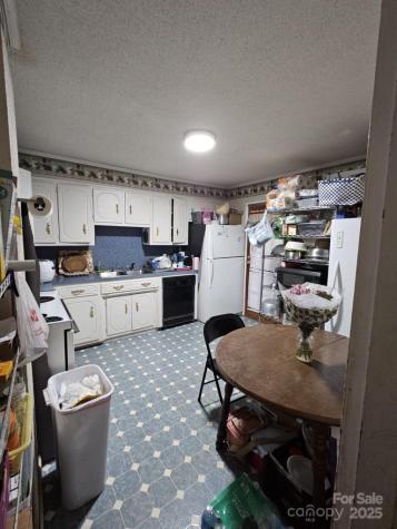 3210 28th Avenue Drive NE Hickory NC 28601