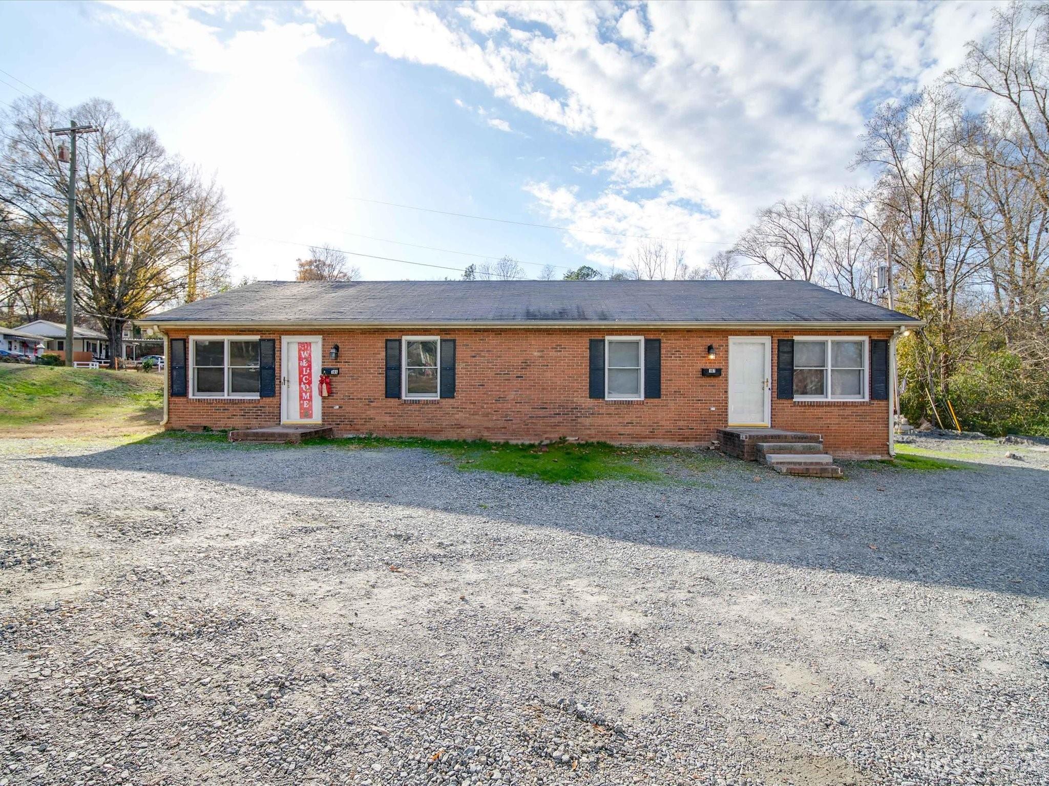 165, 167 Madison Avenue NE Concord NC 28025