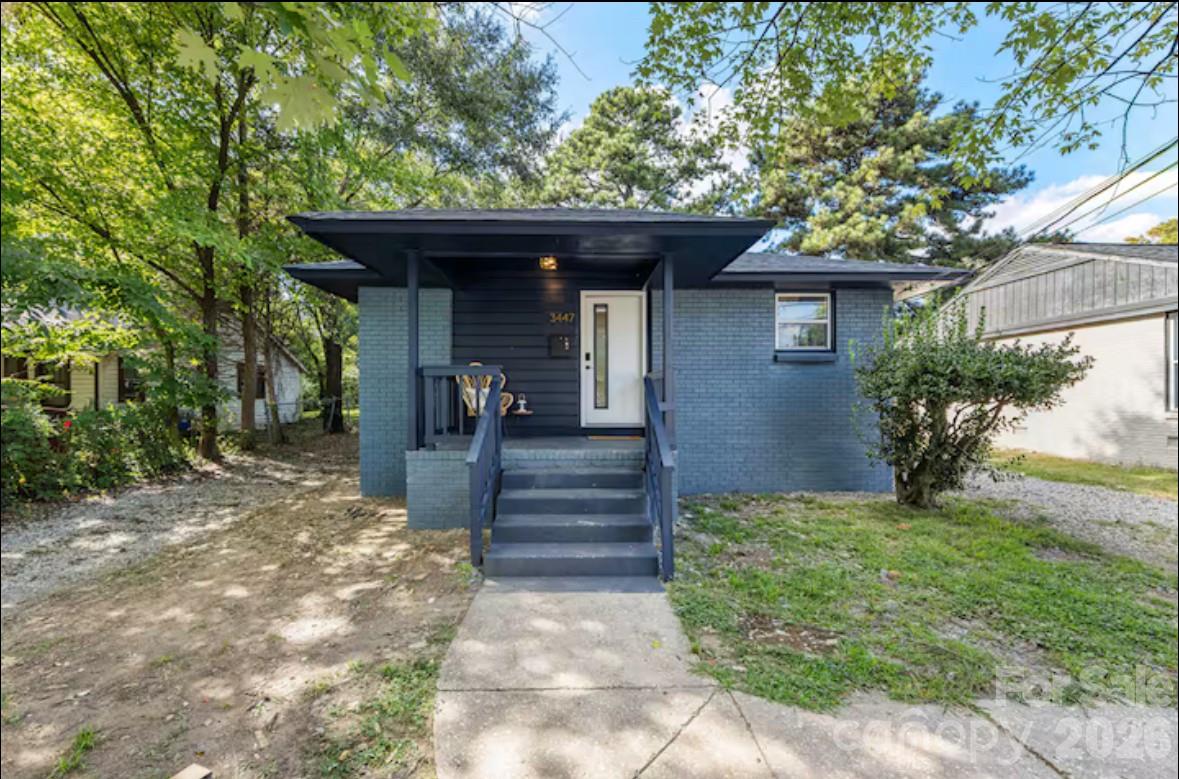 3445/3447 Tappan Place Charlotte NC 28205