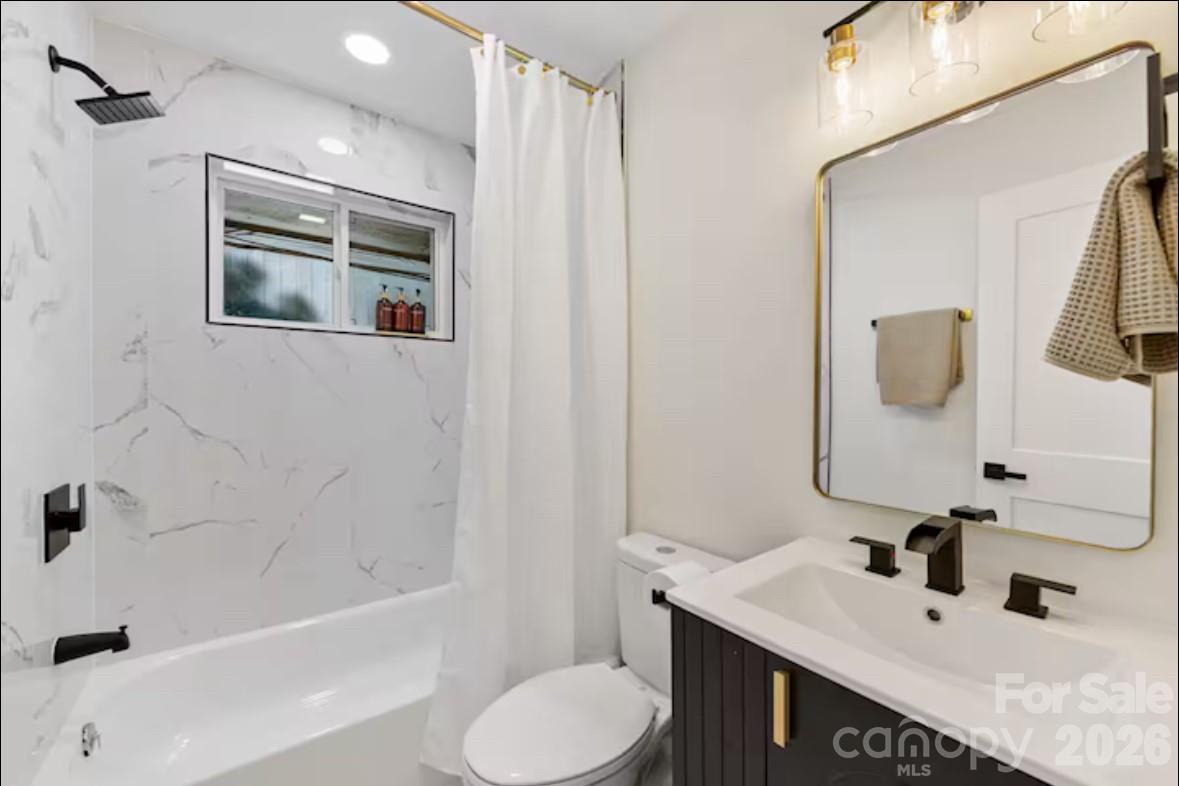 3445/3447 Tappan Place Charlotte NC 28205