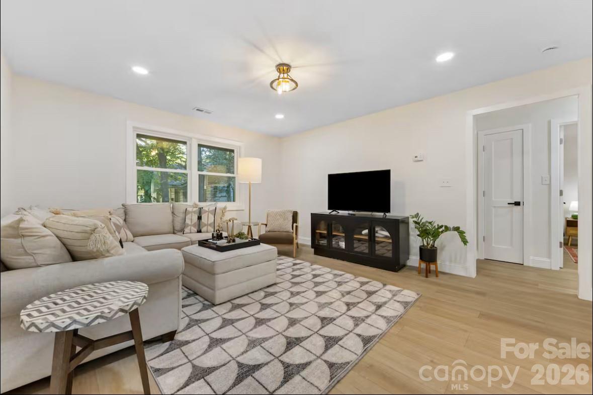 3445/3447 Tappan Place Charlotte NC 28205