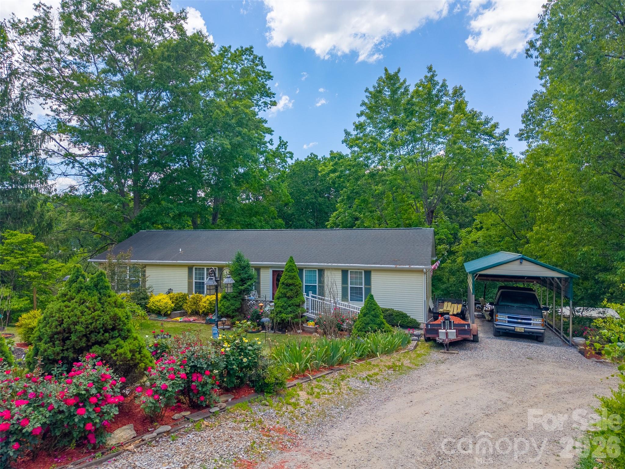 90, 60 & 132 Hennessee Street Clyde NC 28721