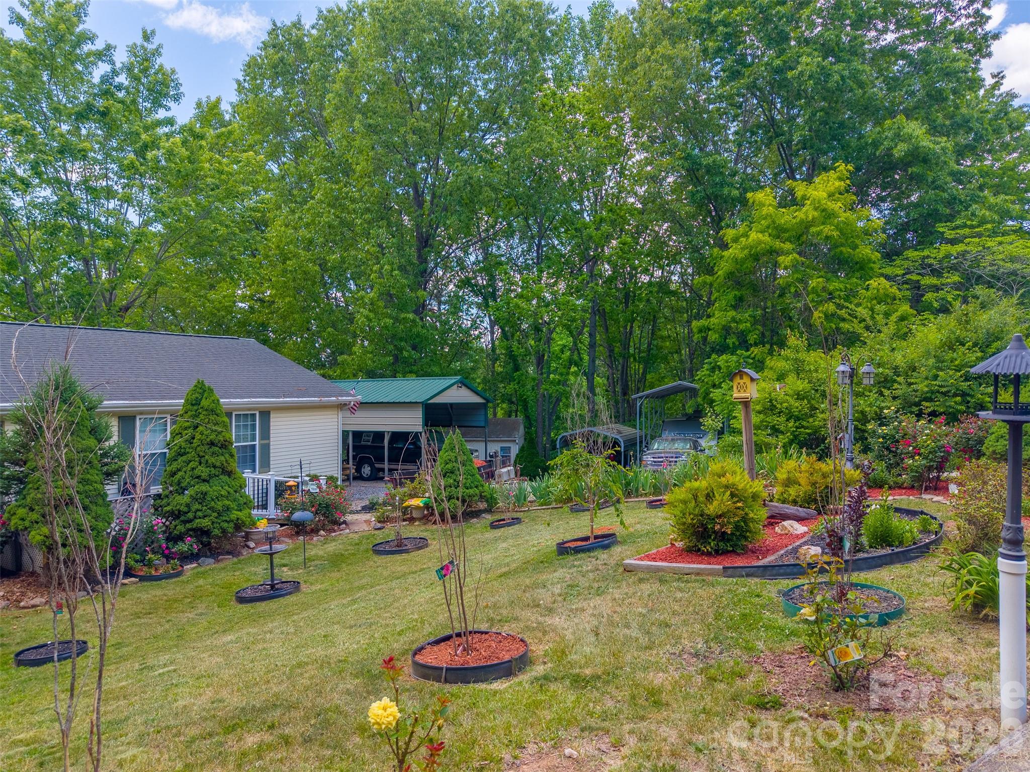 90, 60 & 132 Hennessee Street Clyde NC 28721