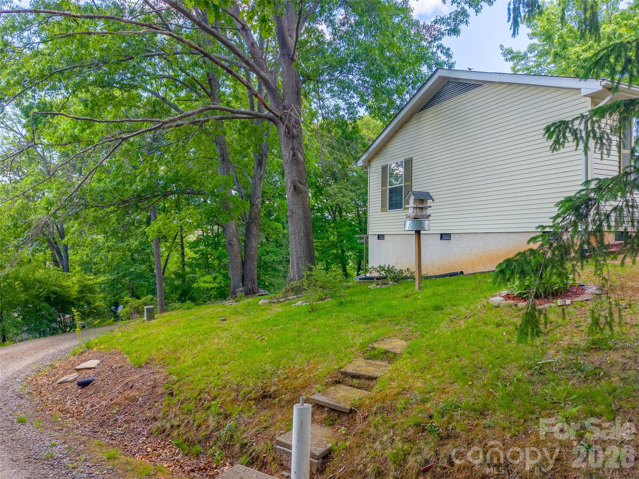 90, 60 & 132 Hennessee Street Clyde NC 28721