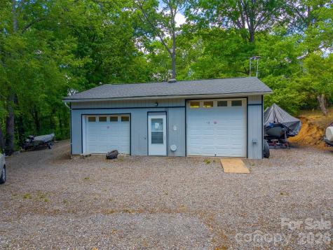 90, 60 & 132 Hennessee Street Clyde NC 28721
