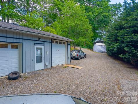90, 60 & 132 Hennessee Street Clyde NC 28721