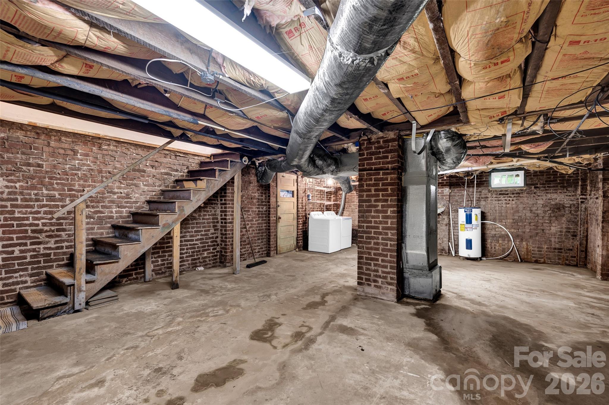 328-330 3rd Avenue SE Hickory NC 28602