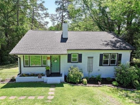 213 Hillcrest Drive Huntersville NC 28078