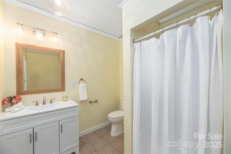 223 Davidson Road Swannanoa NC 28778