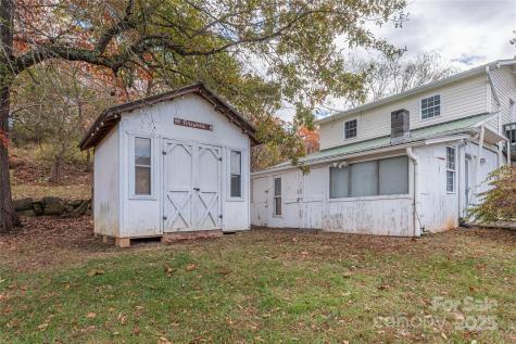 223 Davidson Road Swannanoa NC 28778