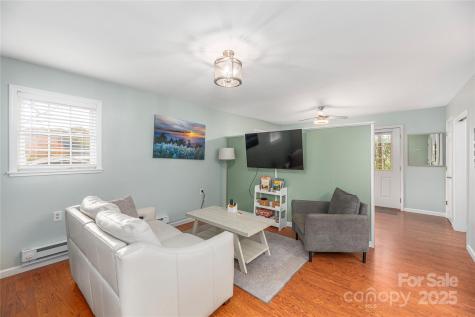 223 Davidson Road Swannanoa NC 28778