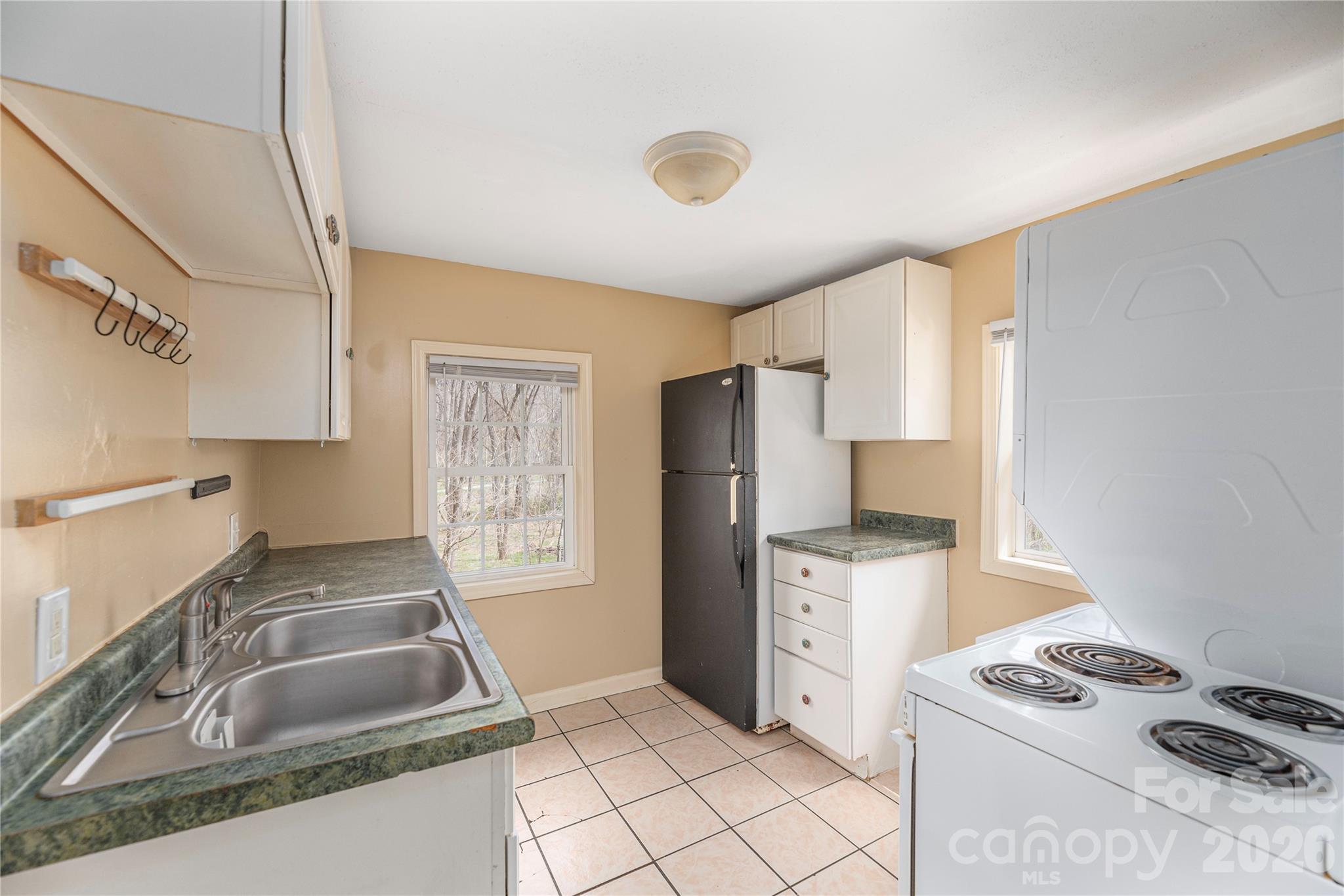 448 Sand Hill Road Asheville NC 28806