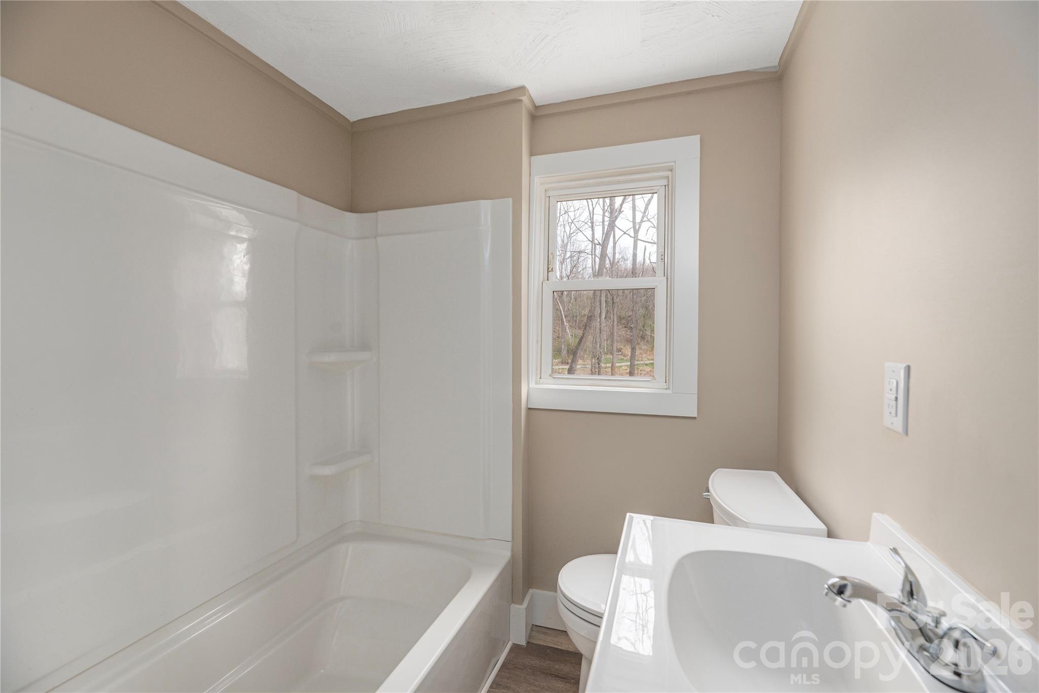 448 Sand Hill Road Asheville NC 28806