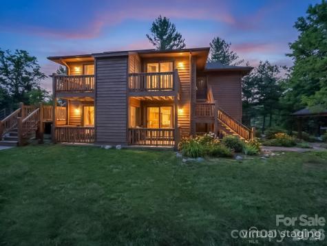 520 Courtwood Lane Hendersonville NC 28739