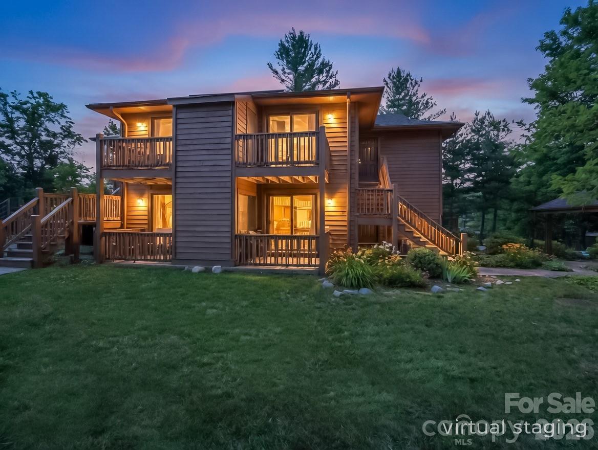 520 Courtwood Lane Hendersonville NC 28739