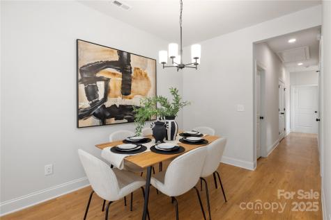 4815/4817 Victoria Avenue Charlotte NC 28269