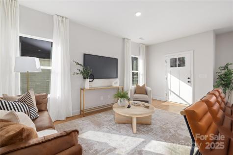 4815/4817 Victoria Avenue Charlotte NC 28269