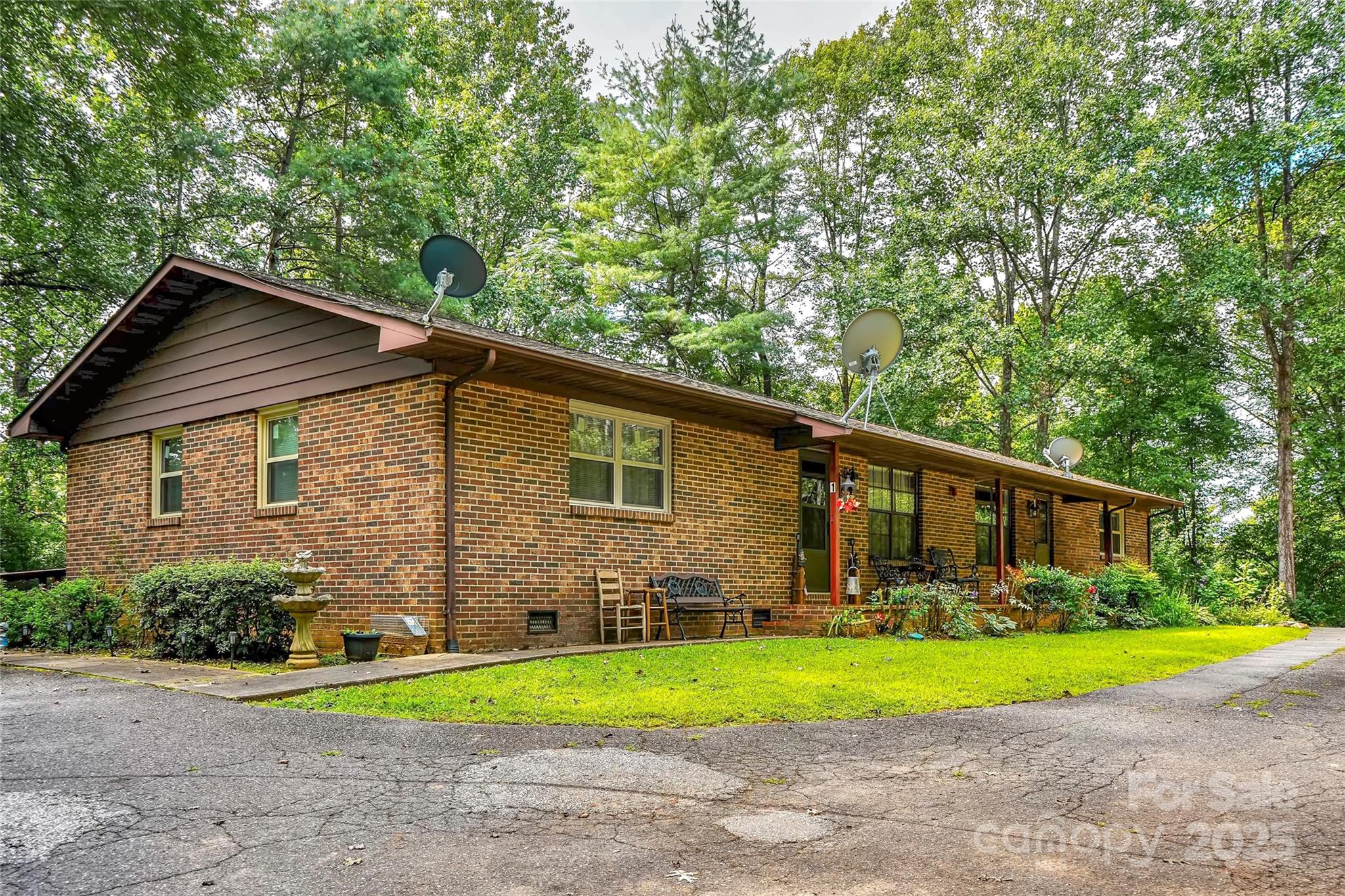 69 Mountain Street Marion NC 28752