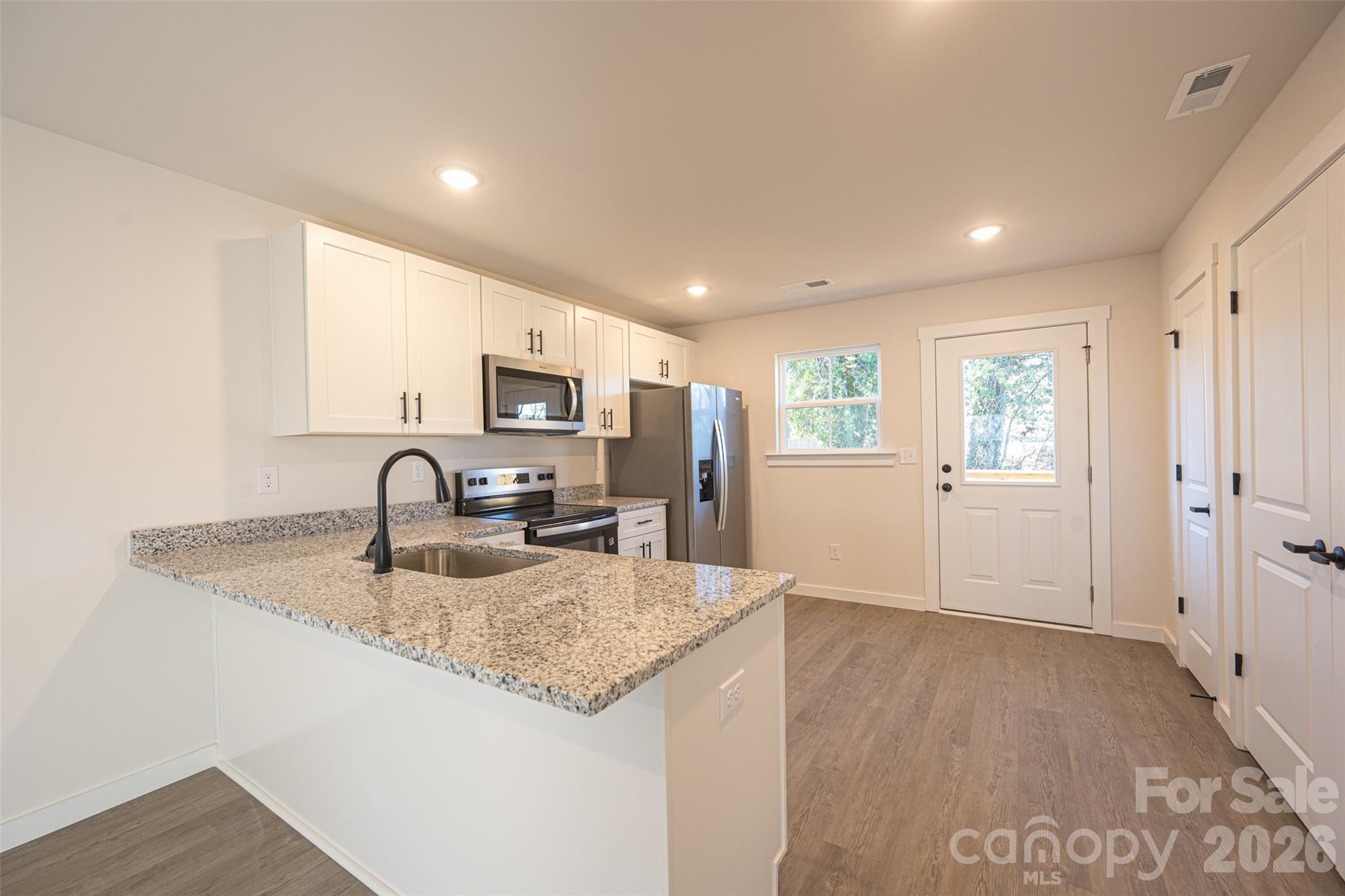 424-426 2nd Street SW Hickory NC 28602