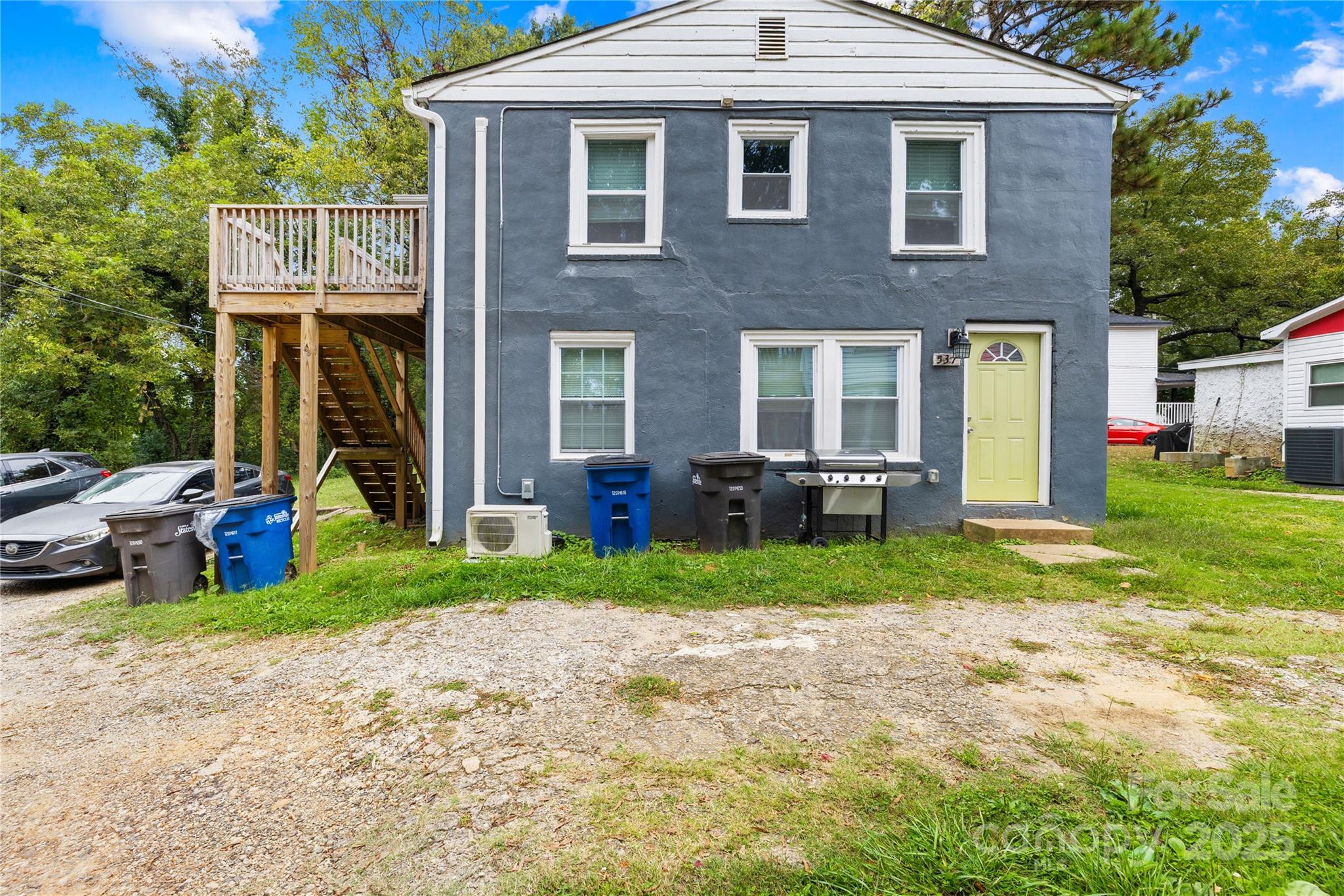 537 & 539 Broadway Court Statesville NC 28677