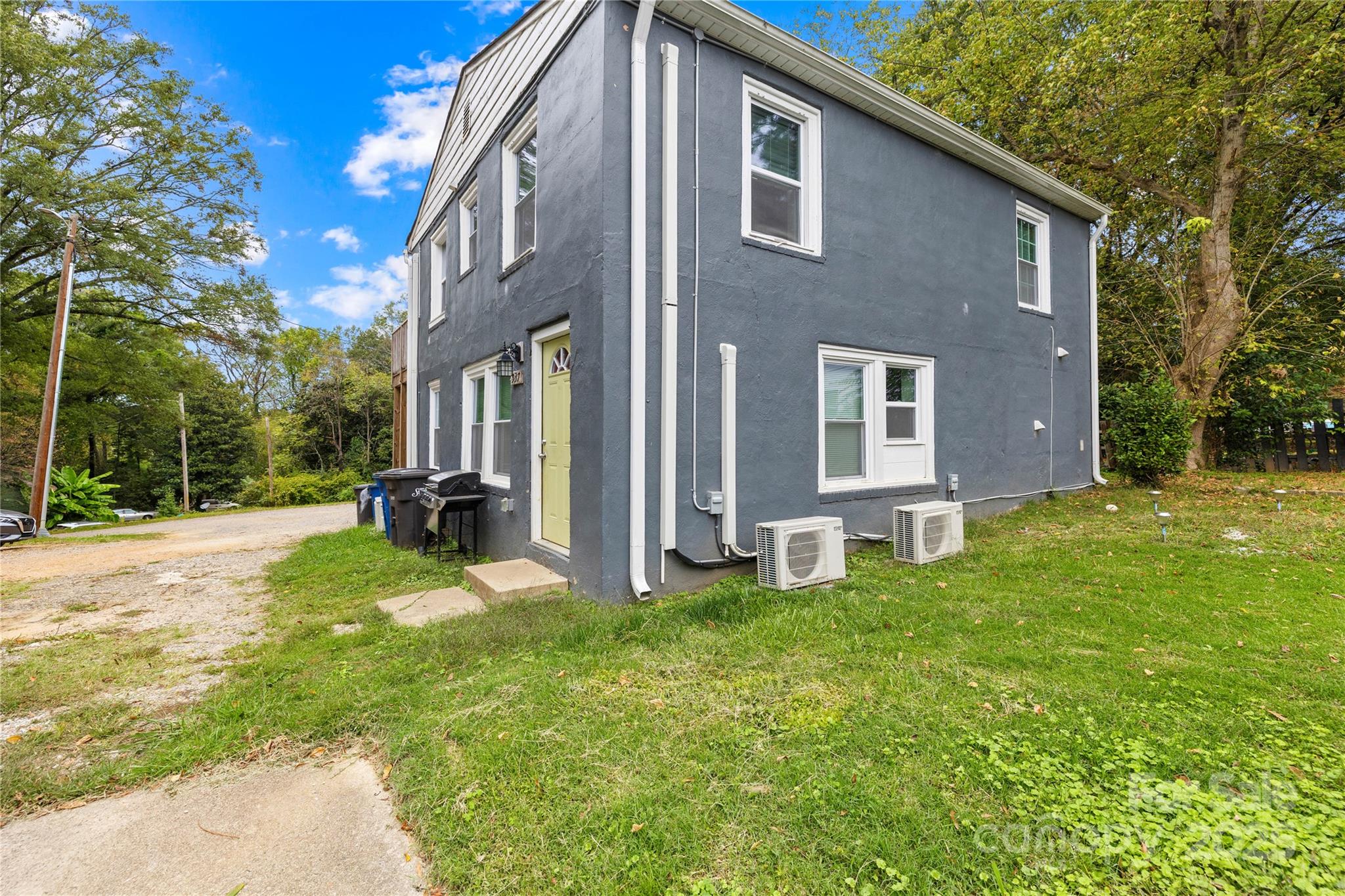 537 & 539 Broadway Court Statesville NC 28677