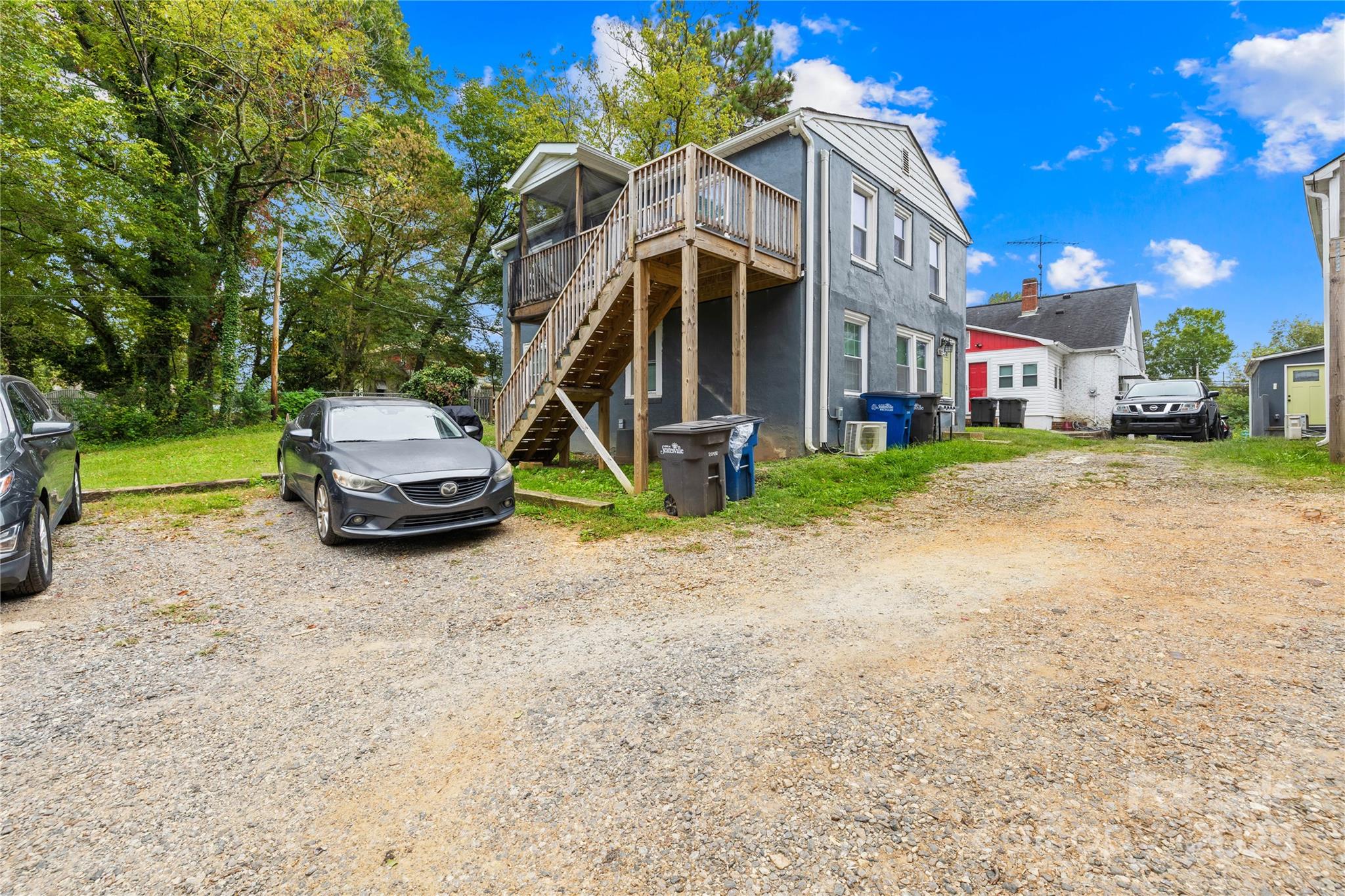 537 & 539 Broadway Court Statesville NC 28677