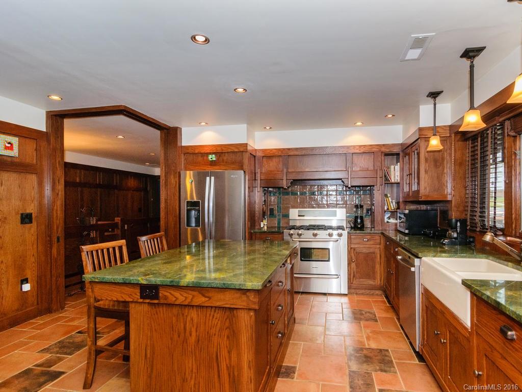 18-20 Beverly Road W Asheville NC 28806