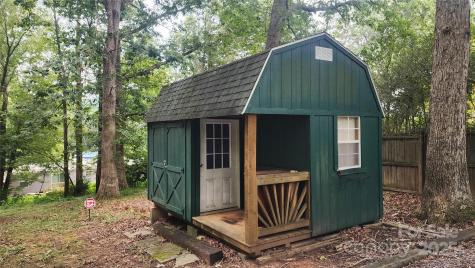 67 Indian Trail Road Candler NC 28715