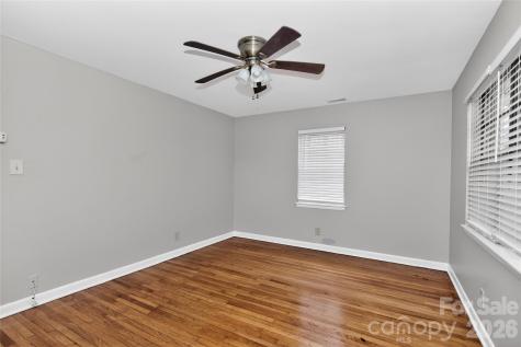 517 Grandin Road Charlotte NC 28208