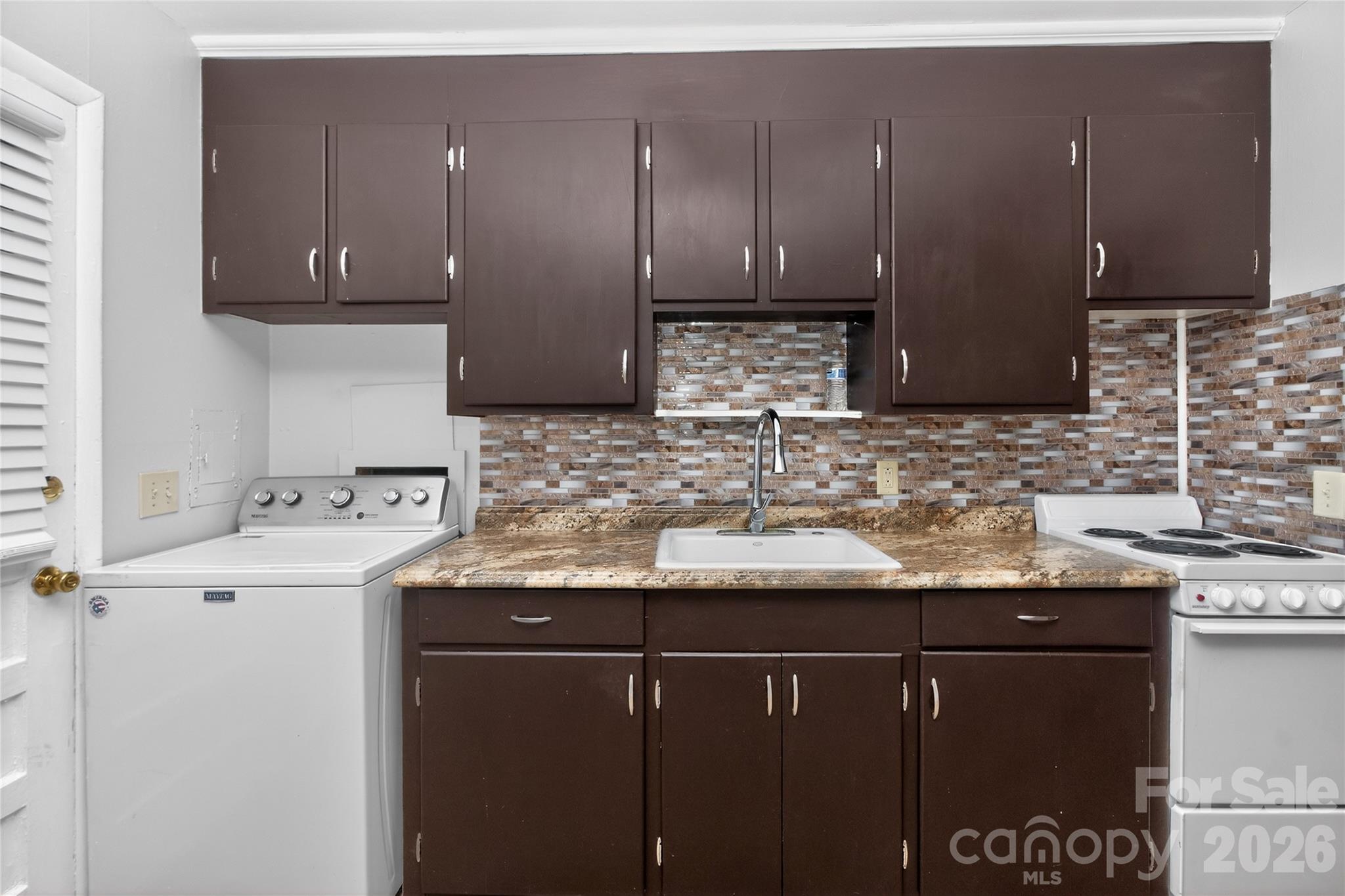 517 Grandin Road Charlotte NC 28208