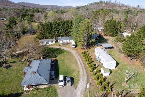 29 Delta Drive Hendersonville NC 28792