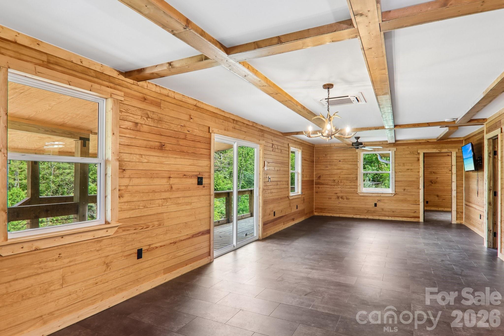 137 Red Maple Lane Burnsville NC 28714