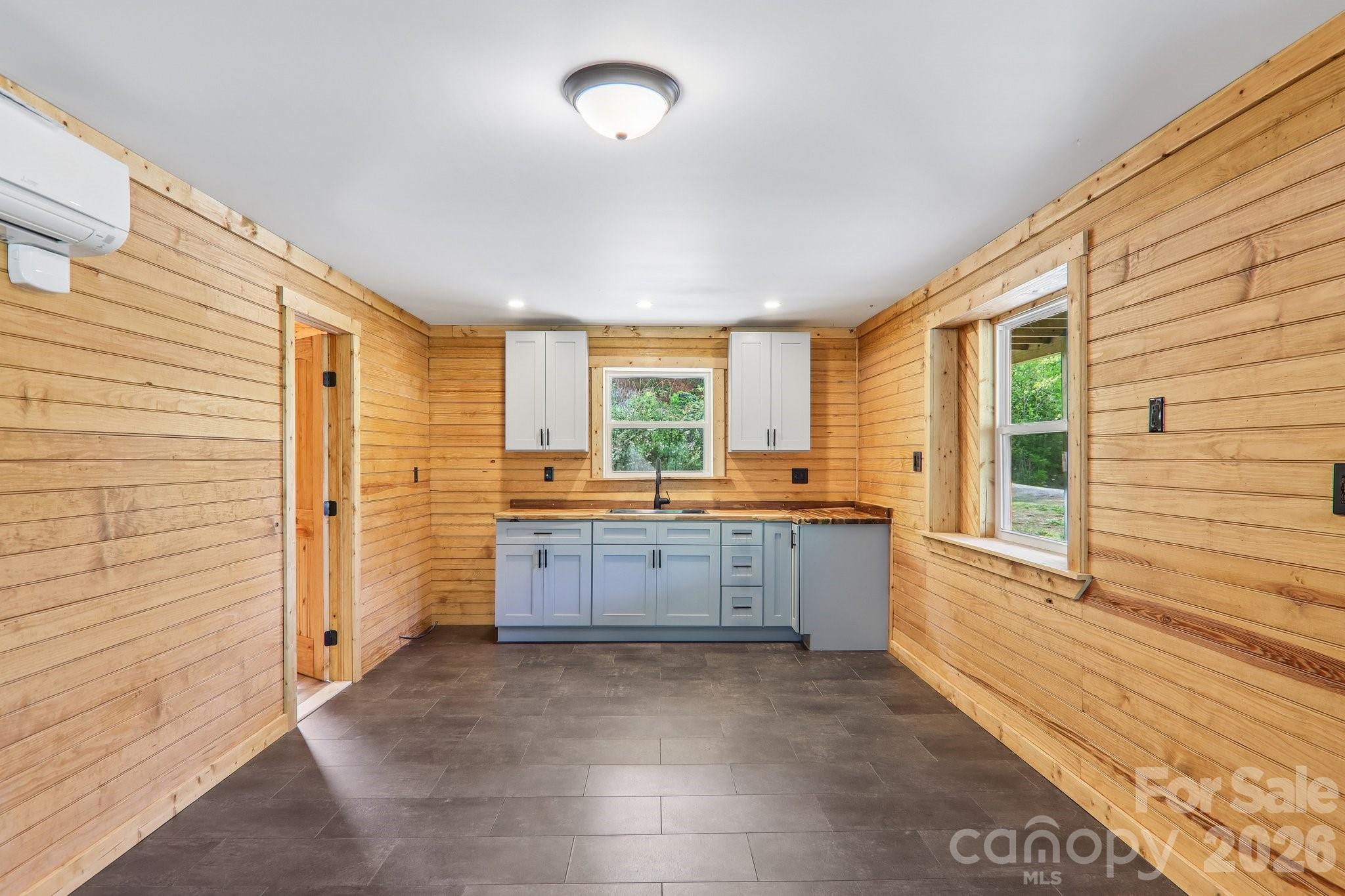 137 Red Maple Lane Burnsville NC 28714