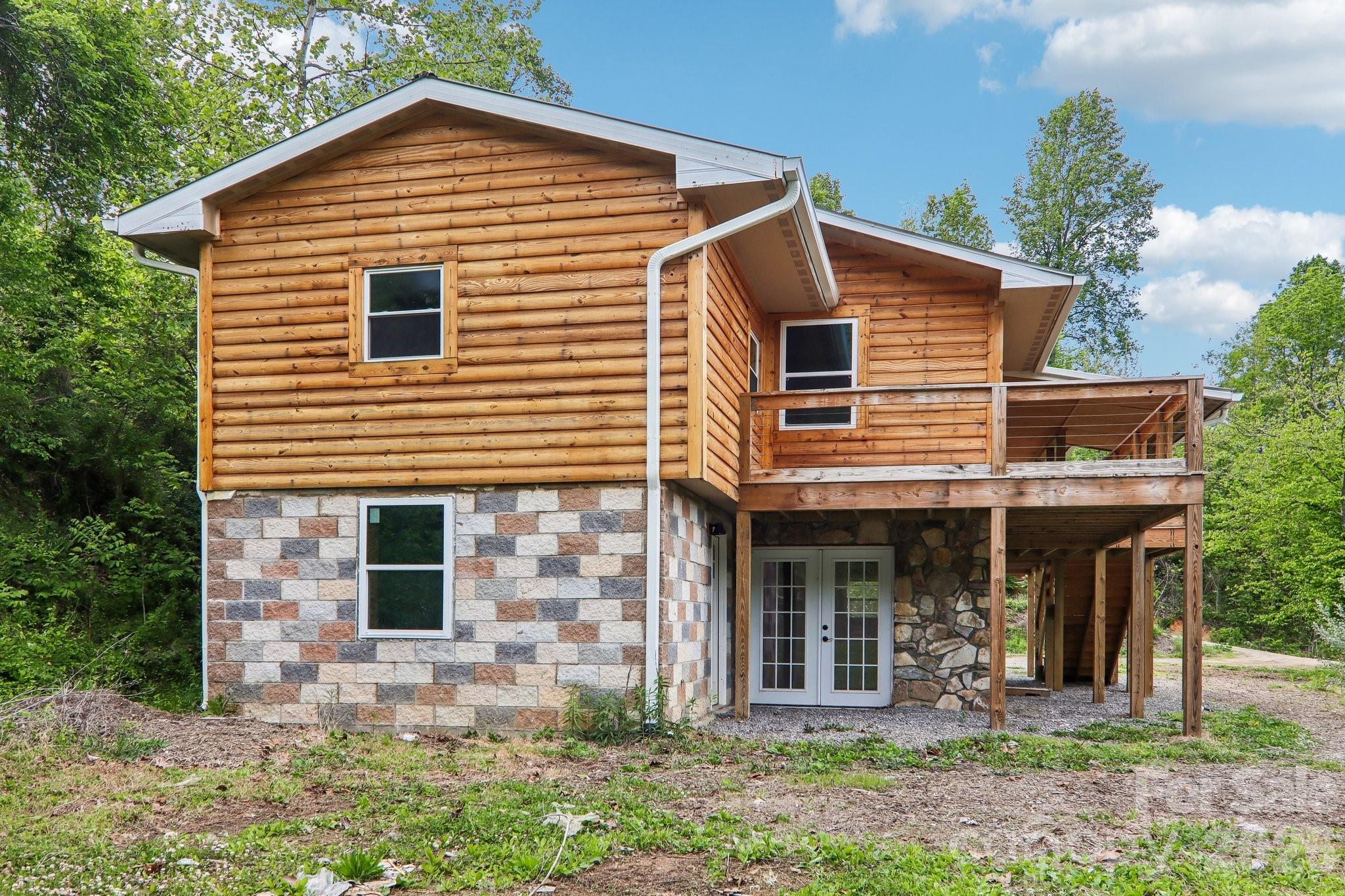 137 Red Maple Lane Burnsville NC 28714