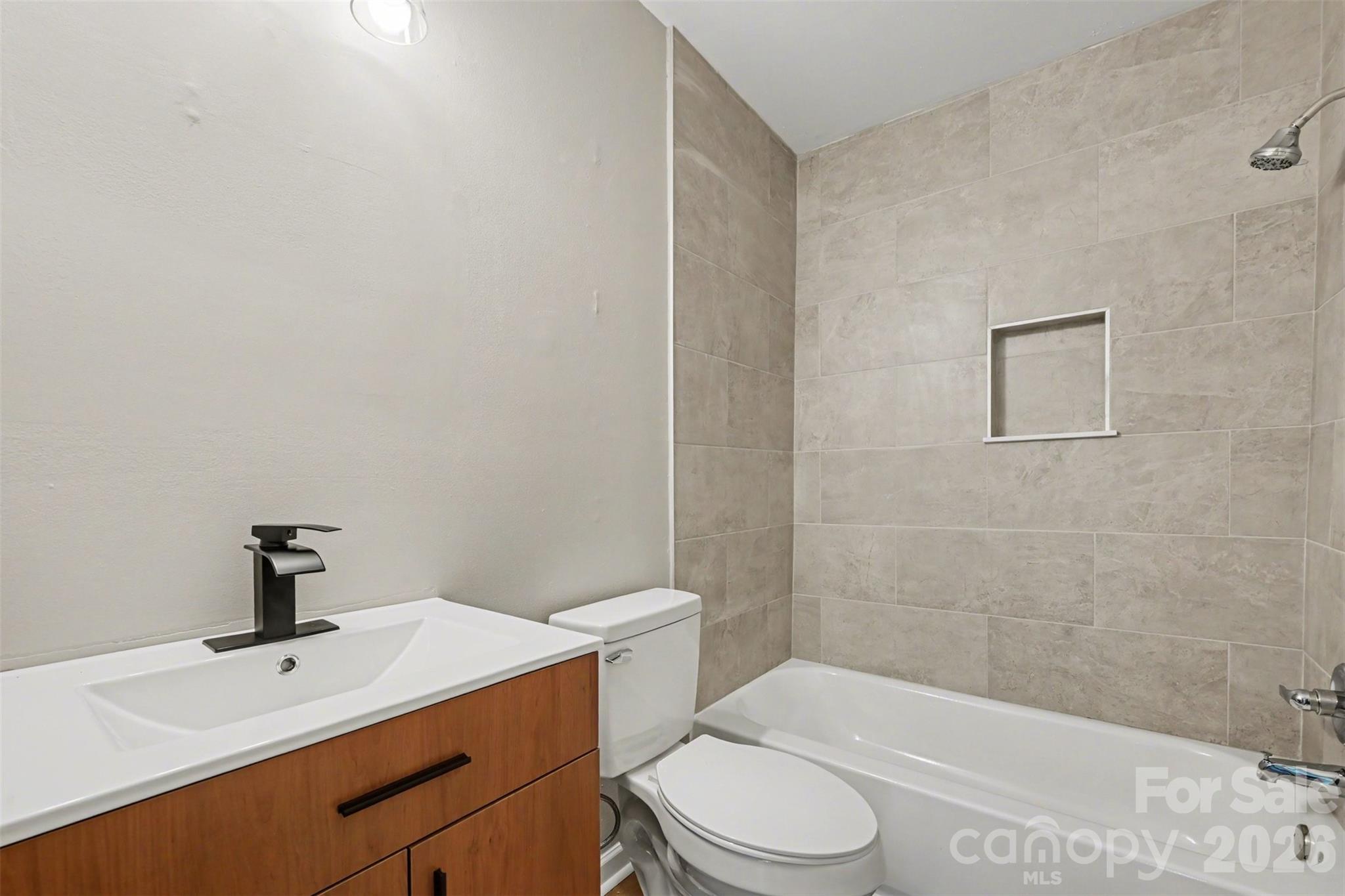 270/272 Spring Street SW Concord NC 28025