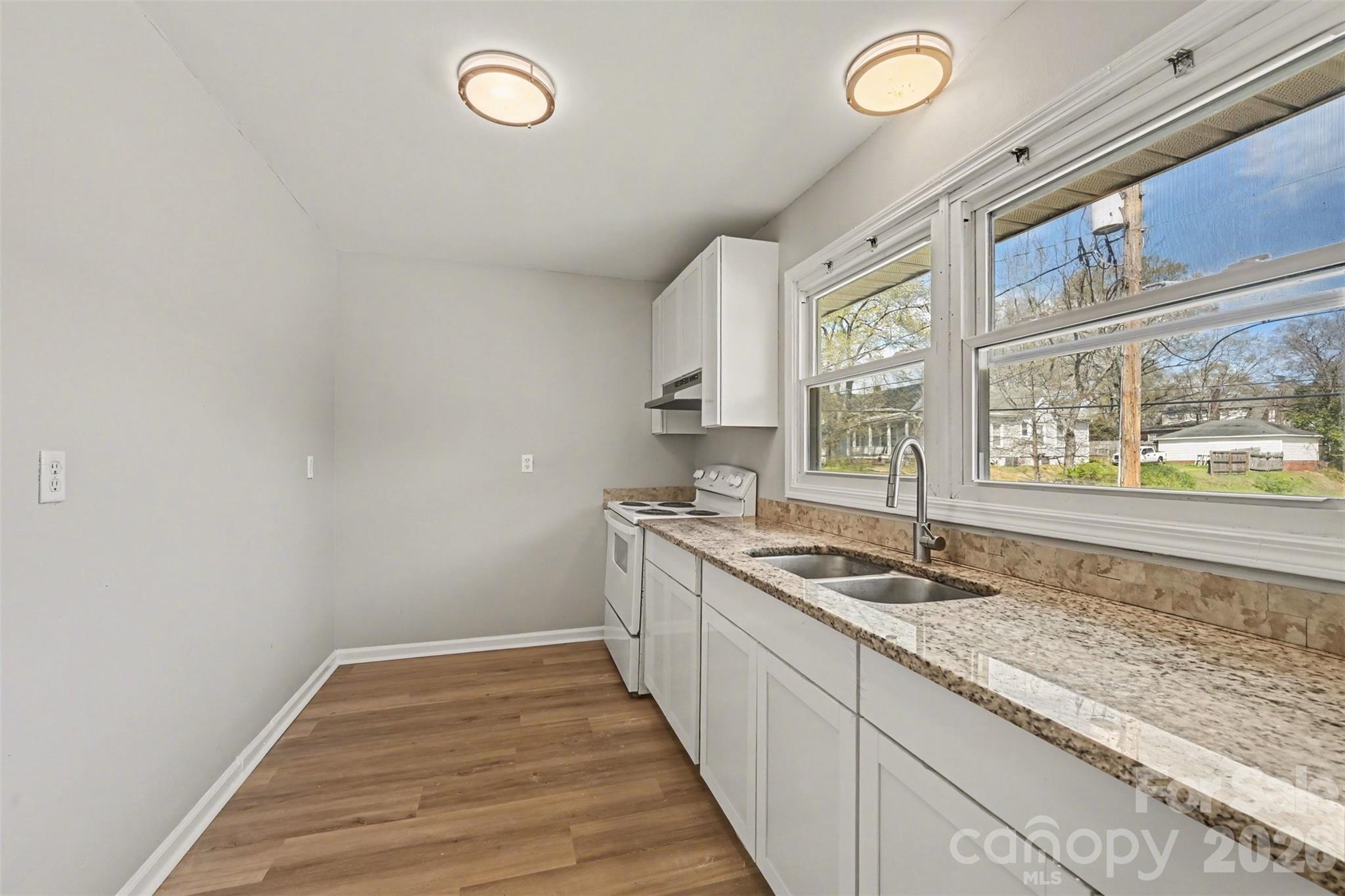 270/272 Spring Street SW Concord NC 28025